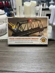 Vtg Bachmann HO Scale Over Under Blinking Bridge 46222 Sealed Contents