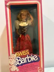 Vintage Swedish Barbie Dolls Of The World 1982 #4032