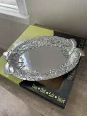 NEW Wilton Armetale HOLLY BERRIES OVAL TRAY 14"