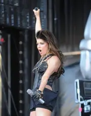 Singer Fergie of The Black Eyed Peas performs at Day 2 of the 2nd - Old Photo 4