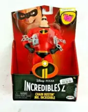 Incredibles 2 Chain Bustin' Mr. Incredible 6" Scale Action Figure