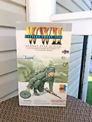 WWII DRAGON GERMAN TANK HUNTER EASTERN FRONT 1944 JANOS ACTION FIGURE 1/6 NIB 2