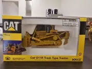 1999 Norscot 1:50 Cat D11R Track Tractor Bulldozer with Ripper 55025 - NEW