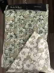 Nicole Miller Reversible Table Runner Floral Design Green 16x90 Inch New
