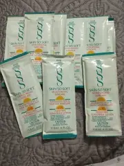 Lot Of 10 Avon Skin So Soft Moisturizing Suncare SPF 15 .4fl oz