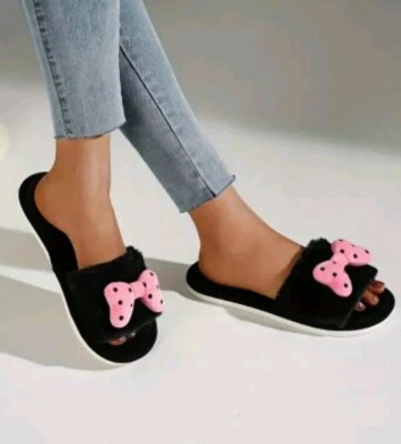Ladies Pink Bow Slippers Great Design Size 6.5-7 + FREE SNOWFLAKE NECKLACE NEW