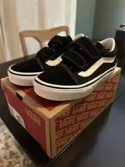 KIDS Vans | Old Skool Vans | Size 12 UY | NEW WITH BOX | Black + True White