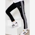 GAO▪️ADIDAS ORIGINALS TRACK PANTS CE2400 三線褲 窄管 無縮口 拉鍊 男女皆可穿