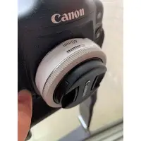 在飛比找蝦皮購物優惠-canon Ef 40 f2.8白色版本單鏡頭