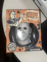NIB Fright Rags Michael Myers Halloween "THE SHAPE" 6 Inch Mini Mask LE
