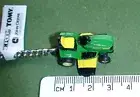 JOHN DEERE RIDE ON MOWER KEYRING DIECAST 2.8CM LONG