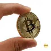 Bitcoin Coin - Gold Color Plated Crypto Currency Coin Physical Collectable Coin
