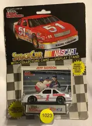 1992 RACING CHAMPIONS 1/64TH #1 JEFF GORDON -BABY RUTH CHEVY -NIP #1023