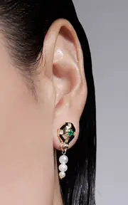 [State Property] Genil Enchantress 18K Yellow Gold Pearl Earrings