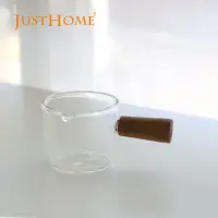 在飛比找momo購物網優惠-【Just Home】樂沐玻璃迷你木柄小奶盅100ml(小奶