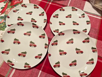 Pottery Barn plate Christmas holiday appetizer Party Santa Nostalgic Gift z