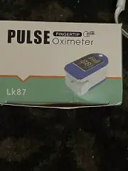 Finger Pulse Oximeter Heart Rate Blood Oxygen Saturation Monitor SpO2 PR Measure