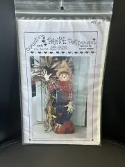 maxine thomas country primitives Scarecrow
