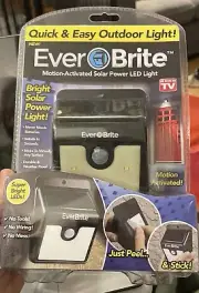 New AS SEEN ON TV Ever Brite Motion-Activated Solar Power LED Light Super Bright