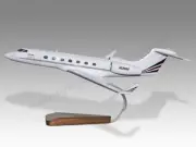 Gulfstream G550 Zimcorp Netjets Desk Wood Airplane New Model Small Scale 1/100