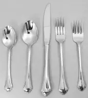 ENCHANTMENT by Oneida 5 Piece Place Setting NEW NEVER USED made in USA