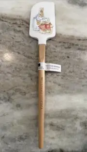 Williams Sonoma 2024 Easter Wood Spatula Peter Rabbit Mother Baby Beatrix Potter