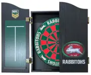 49659 SOUTH SYDNEY RABBITOHS NRL DART BOARD IN TIMBER CABINET W/SCORING BOARD
