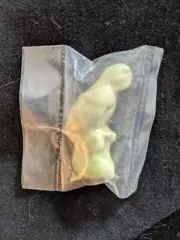 Wade Whimsies Figurine Red Rose Tea Pet Shop Series Green Parrot Bird New in Bag