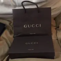 在飛比找蝦皮購物優惠-台灣專櫃購買GUCCI 長夾，有購買證明。         