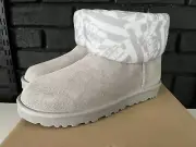 UGG Boot, SZ 6. Classic Mini Jersey Stripe. AUTHENTIC & NEW IN BOX.