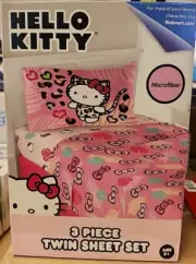 Hello Kitty Wild Jungle 3 Piece TWIN Sheet Set / Microfiber