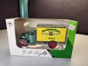 Ertl John Deere 1926 Mack Bulldog New