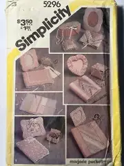 New Uncut FF 1980s Cloth Frames Sewing Pattern, Simplicity 5296
