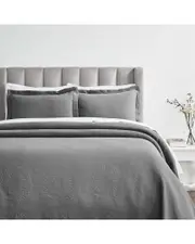 Superior Peploi Medium Weight Matelasse Bedspread Set