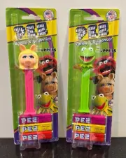 2012 MISS PIGGY + KERMIT THE FROG PEZ Candy Dispenser Muppets NEW ON CARD