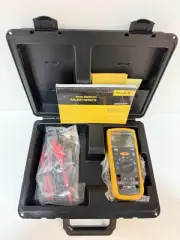 FLUKE 1577 INSULATION MULTIMETER W/ LEADS & CASE (NEW SEALED) - SHIPS FAST