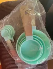 8 Pieces Measuring Cups and Spoons Set/Nesting Stainless Nordic Green Sea Foam