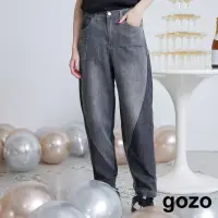 在飛比找momo購物網優惠-【gozo】顯瘦深淺拼接男友牛仔褲(兩色)