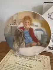 Knowles Little Orphan Annie Collector Plate Annie And Sandy With COA 1982 Vtg