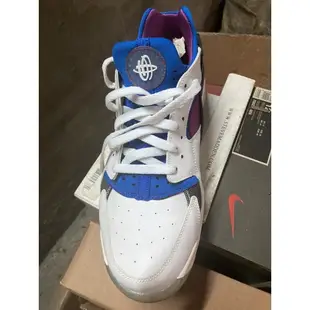 Nike 球鞋（Air Flight Huarache）