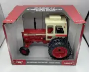 Ertl 1/16 International 856 With Duals Farm Toy Tractor Dealer Edition Case IH