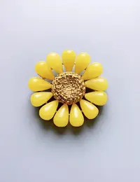 在飛比找Yahoo!奇摩拍賣優惠-Vintage Givenchy紀梵希中古黃色琉璃果凍太陽花