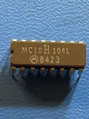 MC10H104L IC QUAD 2-INPUT AND/NAND GATE 16-PIN DIP MOTOROLA (5 PER LOT)
