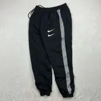 在飛比找蝦皮購物優惠-古著 Nike 雙Swoosh 刺繡 尼龍 泡泡紗 縮口褲 