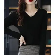 Long-Sleeve V-Neck Plain Ribbed Knit Top Black - One Size