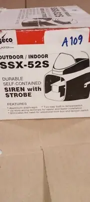 AMSECO SSX-52S Siren With Strobe -RED