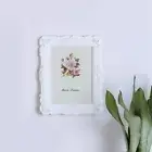 Delicate Shape White Photo Frame Nordic Style Photo Display Stand Plant