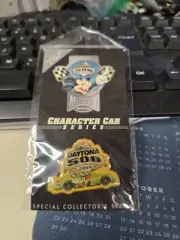 Disneys Daytona 500 2004 "Goofy" Nascar Hat Pin