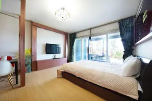 Gangneung Rose Pension - Luxury