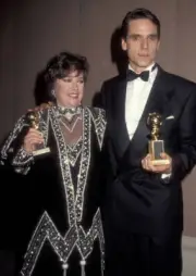 Actress Kathy Bates actor Jeremy Irons at the 48th Golden Glob- 1991 Old Photo 4